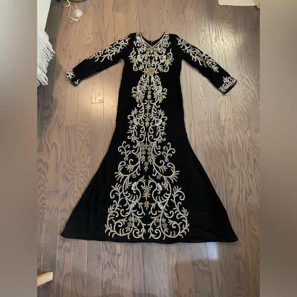 VTG BLACK VELVET BEADED EMBELLISHED GOWN DRESS SIZE SMALL - Picture 7 of 16